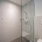 Raneburg 4 *