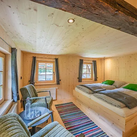 Raneburg 4 * מטרי אין אוסטירול