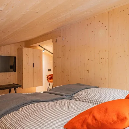 Raneburg 4 * מטרי אין אוסטירול