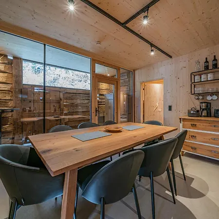 Chalet Raneburg 4 *